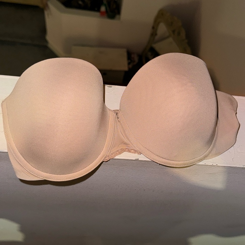 Nude strapless bra